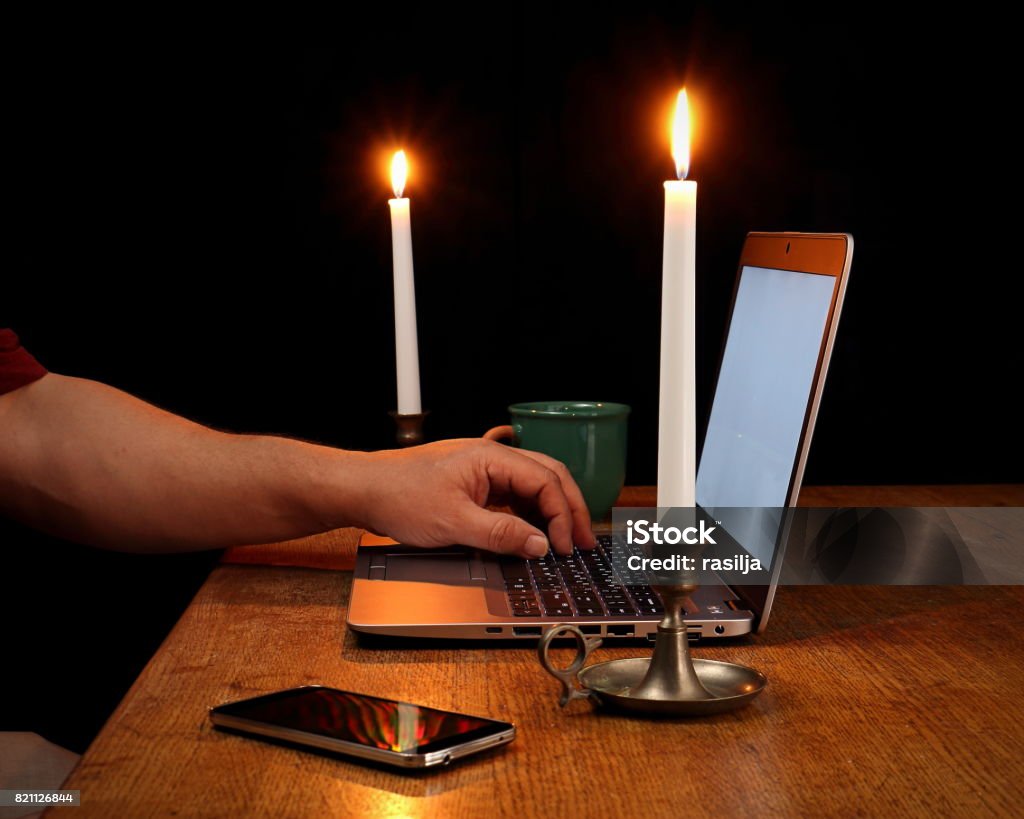istockphoto-821126844-1024×1024
